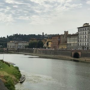 Meet your Posher, Vivian